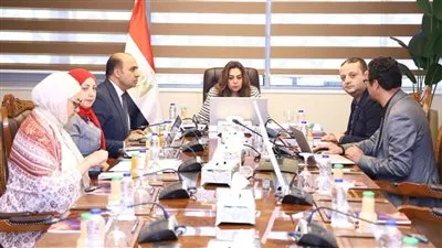 توجيه وزاري بتبسيط إجراءات التسجيل على المنظومة الإلكترونية لتراخيص أنشطة المخلفات