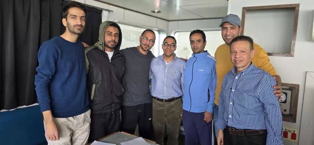 الإفراج عن البحارة المصريين المحتجزين على السفينة ريم الخليج