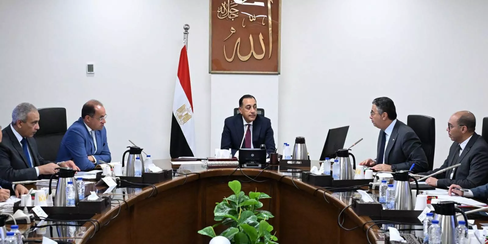 رئيس الوزراء يستعرض فض التشابكات المالية بين المالية وهيئة السلع التموينية