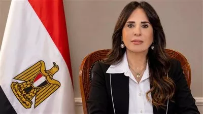 وزيرة «الإسكان» تتابع موقف المشروعات والخدمات في مدن الصعيد الجديدة