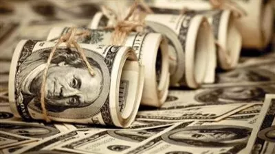 تراجع سعر الدولار مقابل الجنيه في البنوك المصرية
