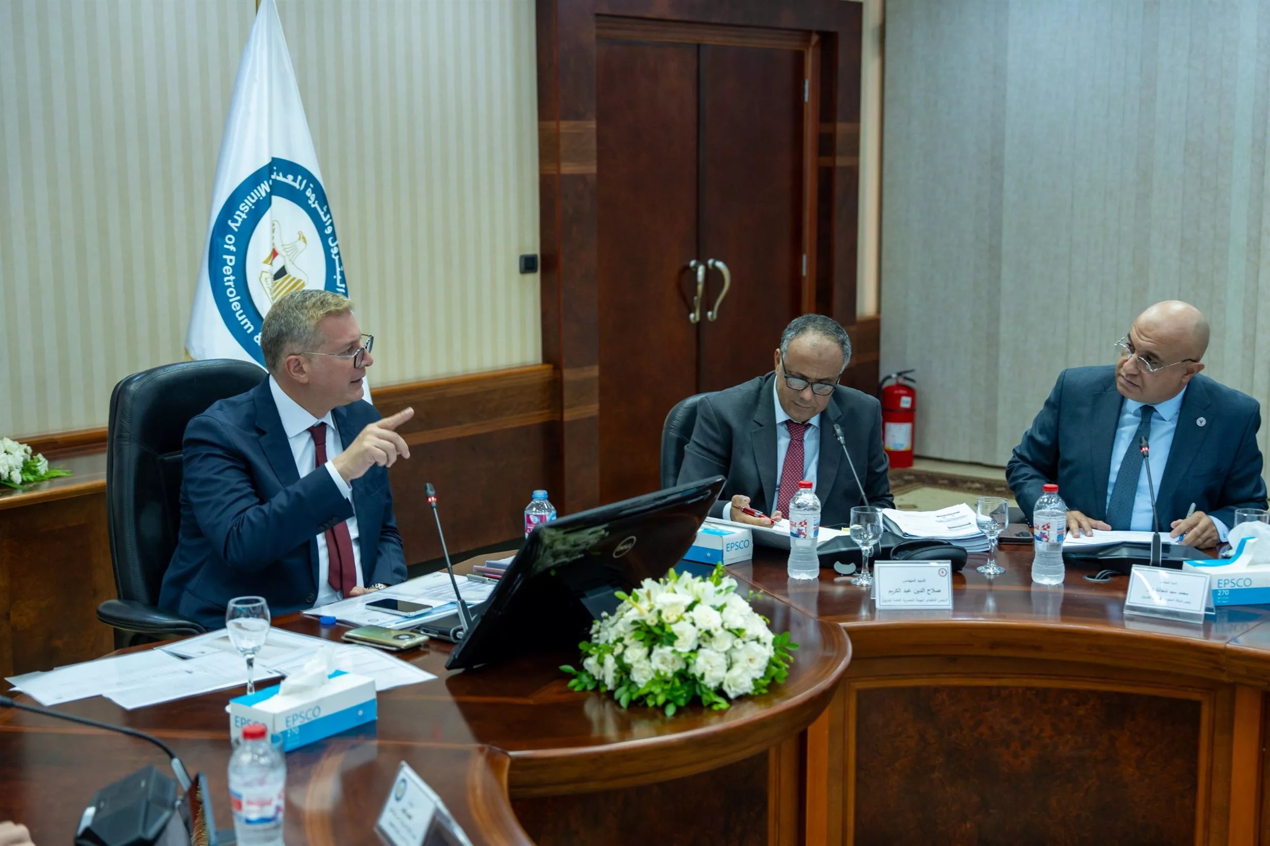 وزير البترول خلال اجتماع الجمعية العامة لشركة السويس لتصنيع البترول