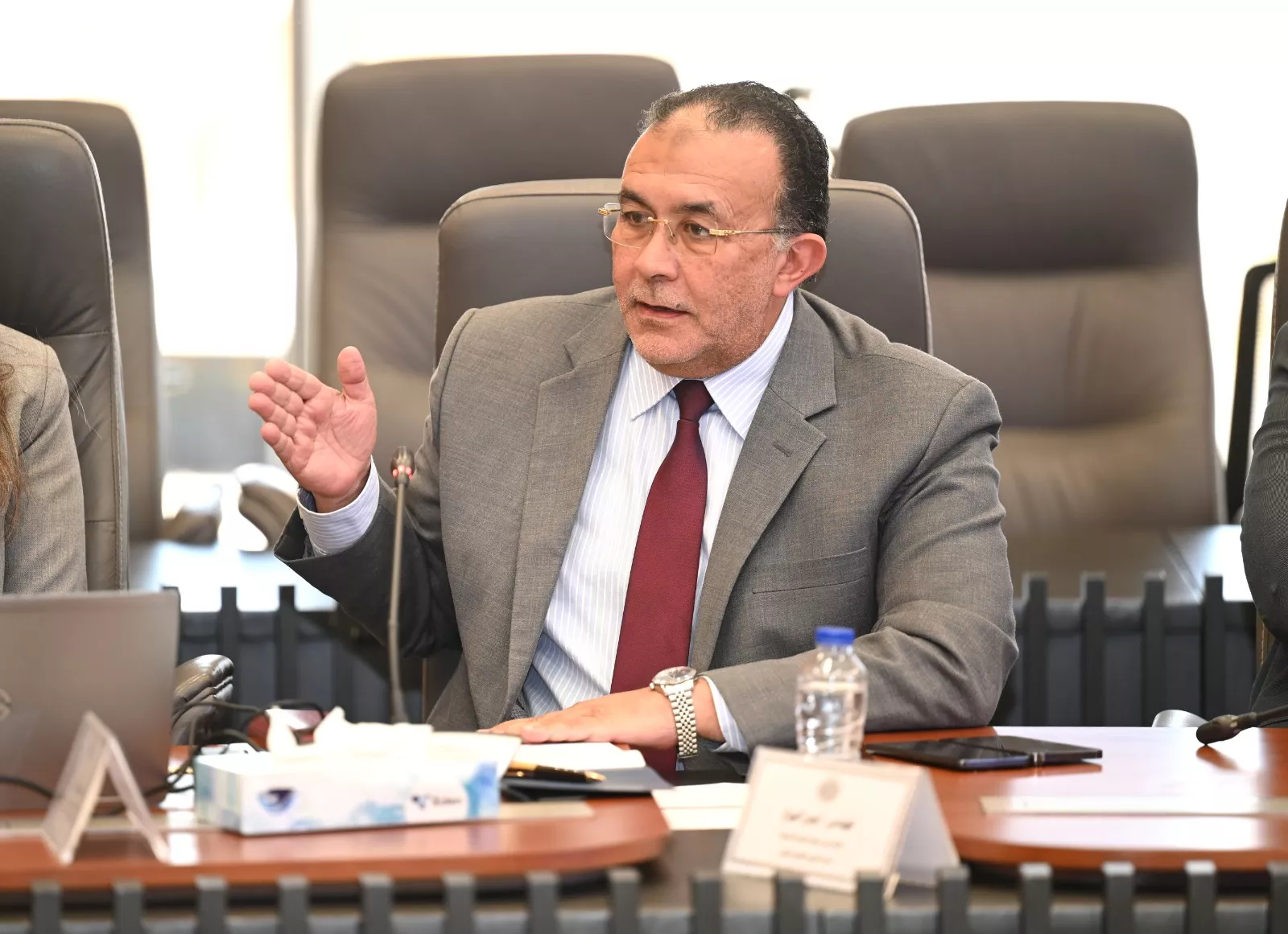 وزير الصناعة يترأس الاجتماع الأول للجنة تفضيل المنتج الصناعي المصري