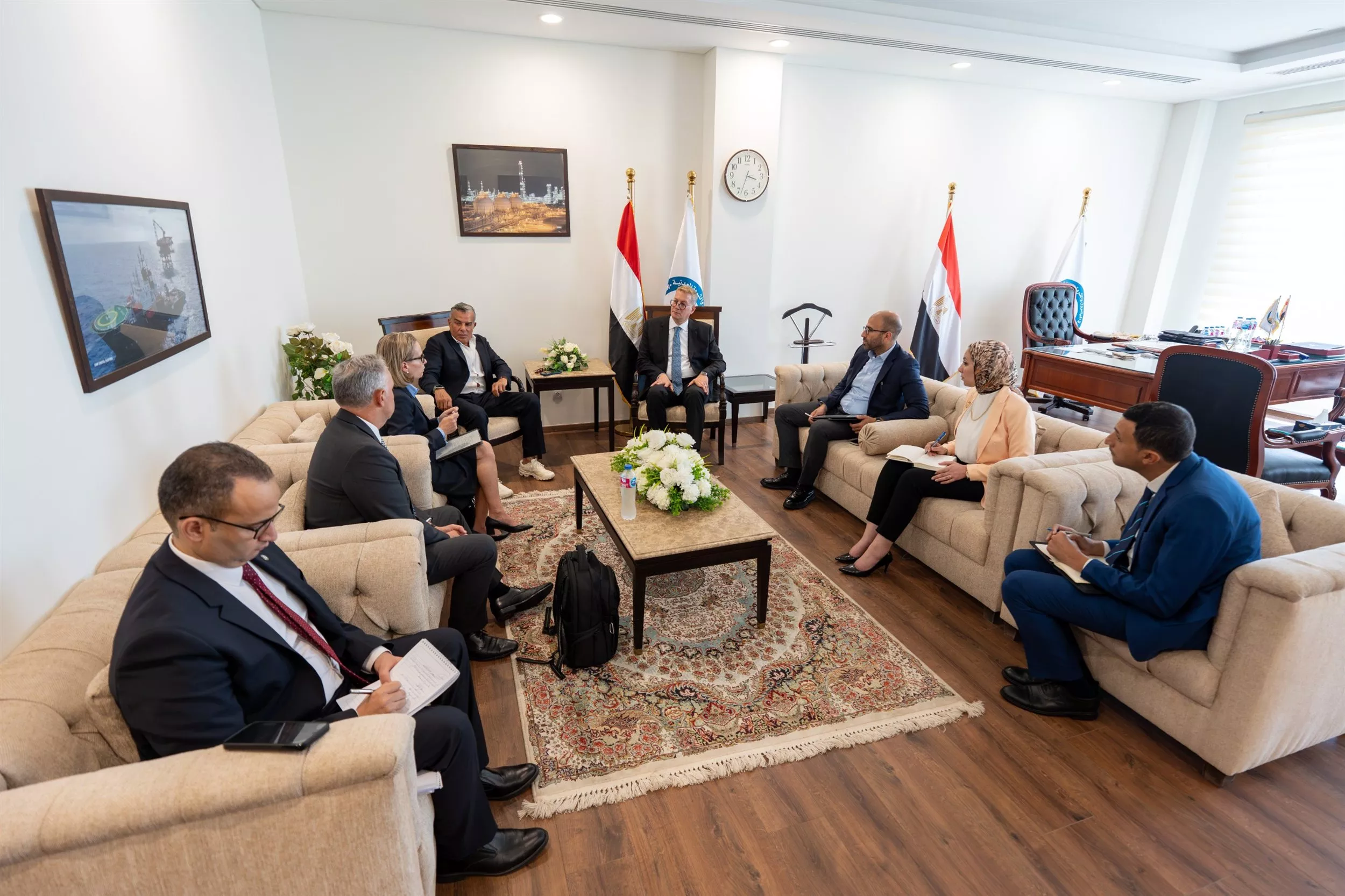 وزير البترول يجتمع مع الرئيس التنفيذي لشركة فيلوكس الأسترالية