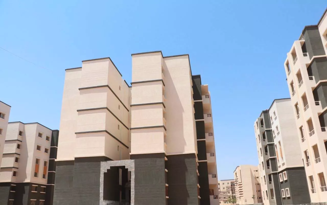 الإسكان تتابع موقف تنفيذ عدد من المشروعات بالسادات وسفنكس