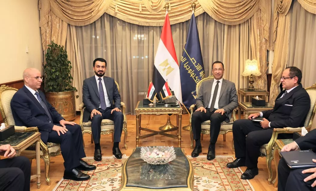 وزير الاتصالات يجتمع مع وزير الاتصالات بجمهورية العراق