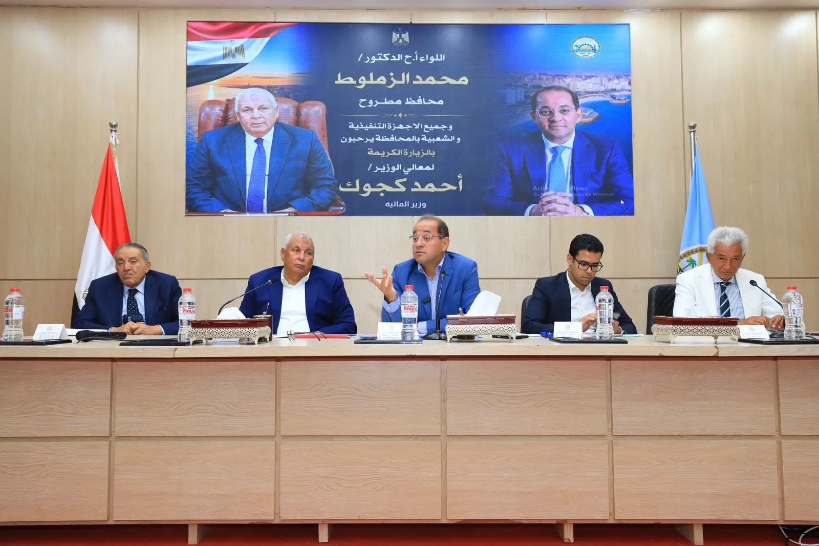 وزير المالية في حوار مفتوح مع رئيس اتحاد الغرف التجارية