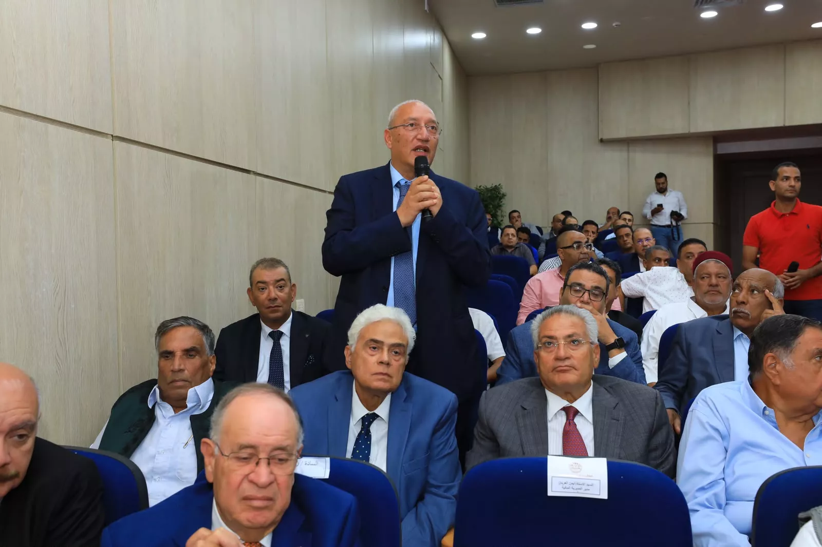 وزير المالية في حوار مفتوح مع رئيس اتحاد الغرف التجارية