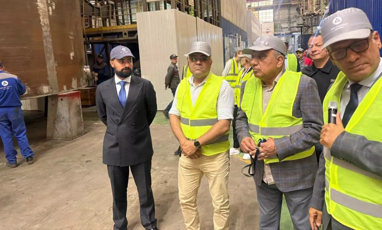 وزير الكهرباء يتفقد أحد مصانع روساتوم الروسية 