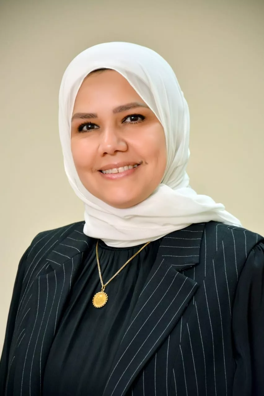 رشا عبد العال رئيس مصلحة الضرائب