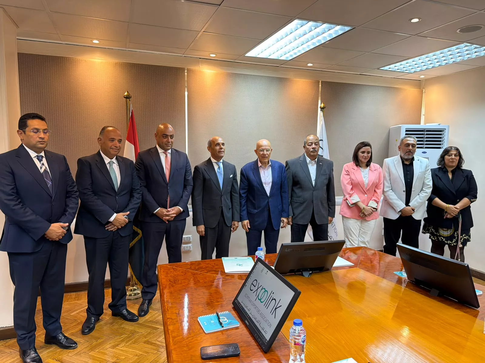 المصرف المتحد وإكسبو لينك يوقعان مذكرة تفاهم