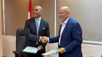 المصرف المتحد يوقع مذكرة تفاهم مع «إكسبو لينك» لدعم وتمويل المصدرين