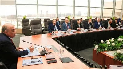 وزير «الكهرباء» يوجه بتدقيق آلية نظام المحاسبة وإصدار الفواتير وتقسيط التسويات المالية