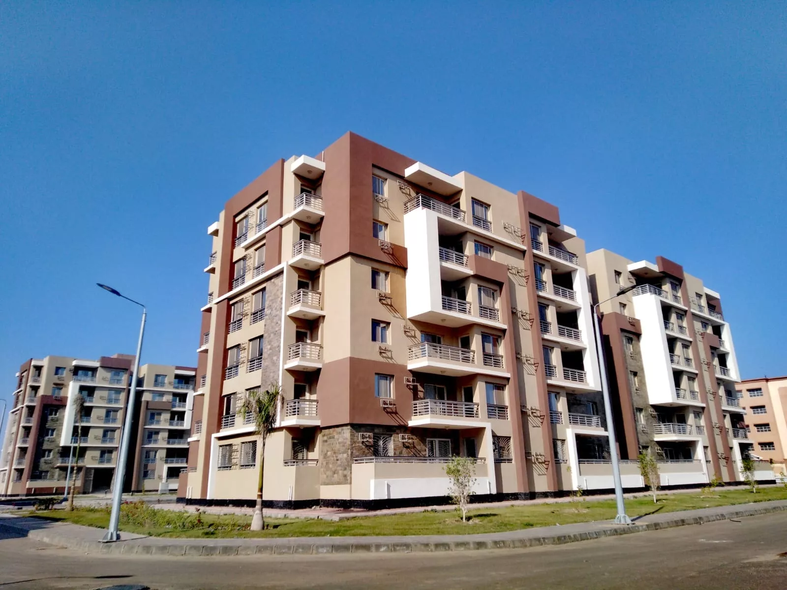 مشروعات التطوير والإسكان بمدينة دمياط الجديدة