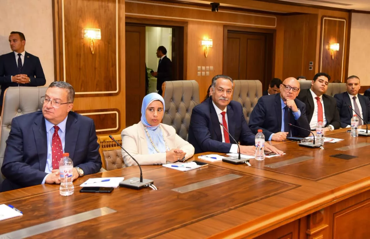 انعقاد منتدى الأعمال المصري - البوركيني