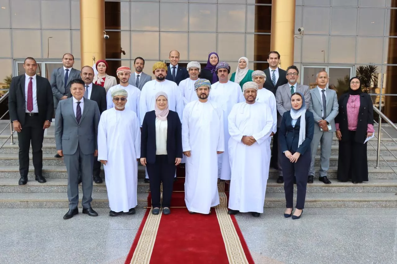رئيس التنمية الصناعية تستقبل وفداً عُمانياً