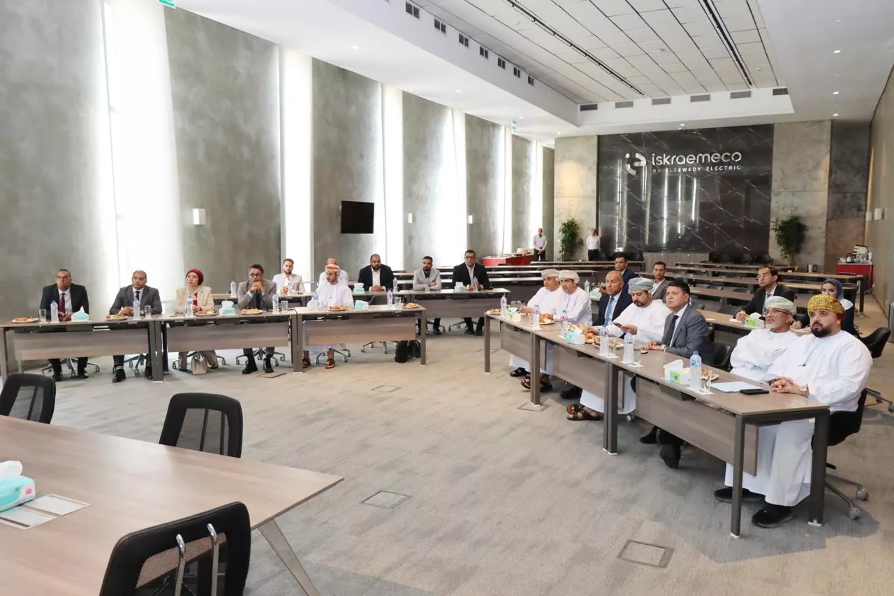 رئيس التنمية الصناعية تستقبل وفداً عُمانياً