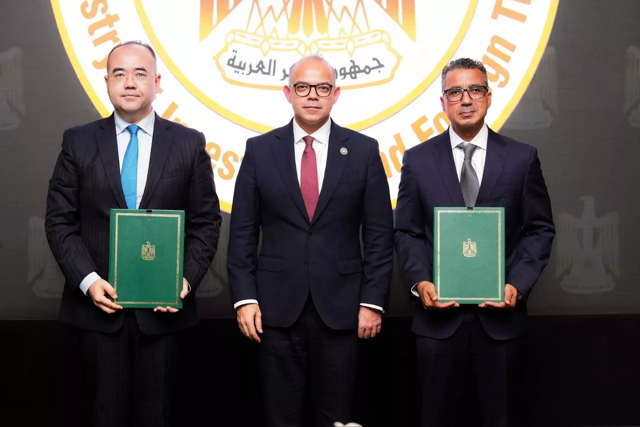 توقيع مذكرة تفاهم بين مجموعة منصور وTianneng الصينية