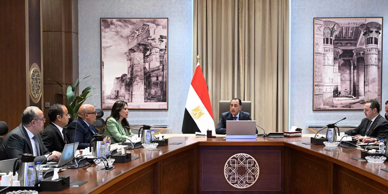 رئيس الوزراء يتابع جهود ضبط وتنظيم السوق العقارية
