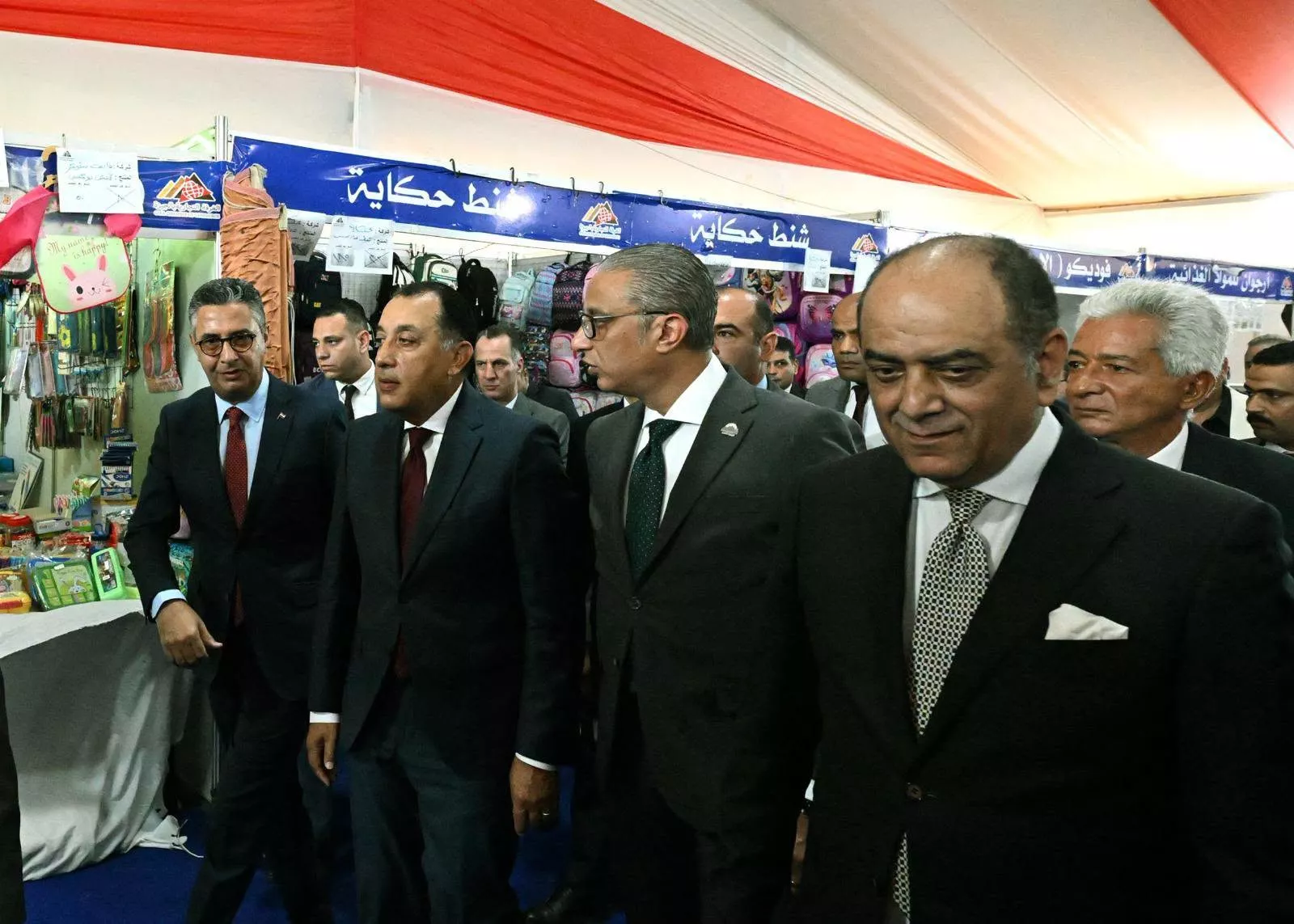 رئيس الوزراء يفتتح المعرض الرئيسي لأهلًا مدارس بمحافظة الجيزة