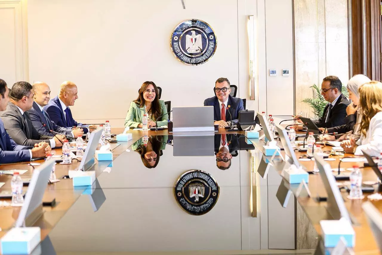 وزيرا التخطيط والإسكان يناقشان الموقف التنفيذي لمشروعات خطة العام المالي 2026-2027