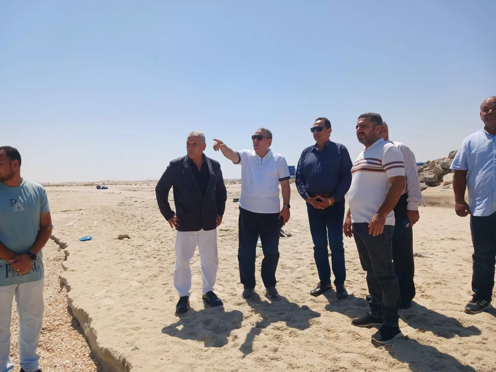 المهندسة راندة المنشاوي تتابع تأمين احتياجات المواطنين من مياه الشرب 