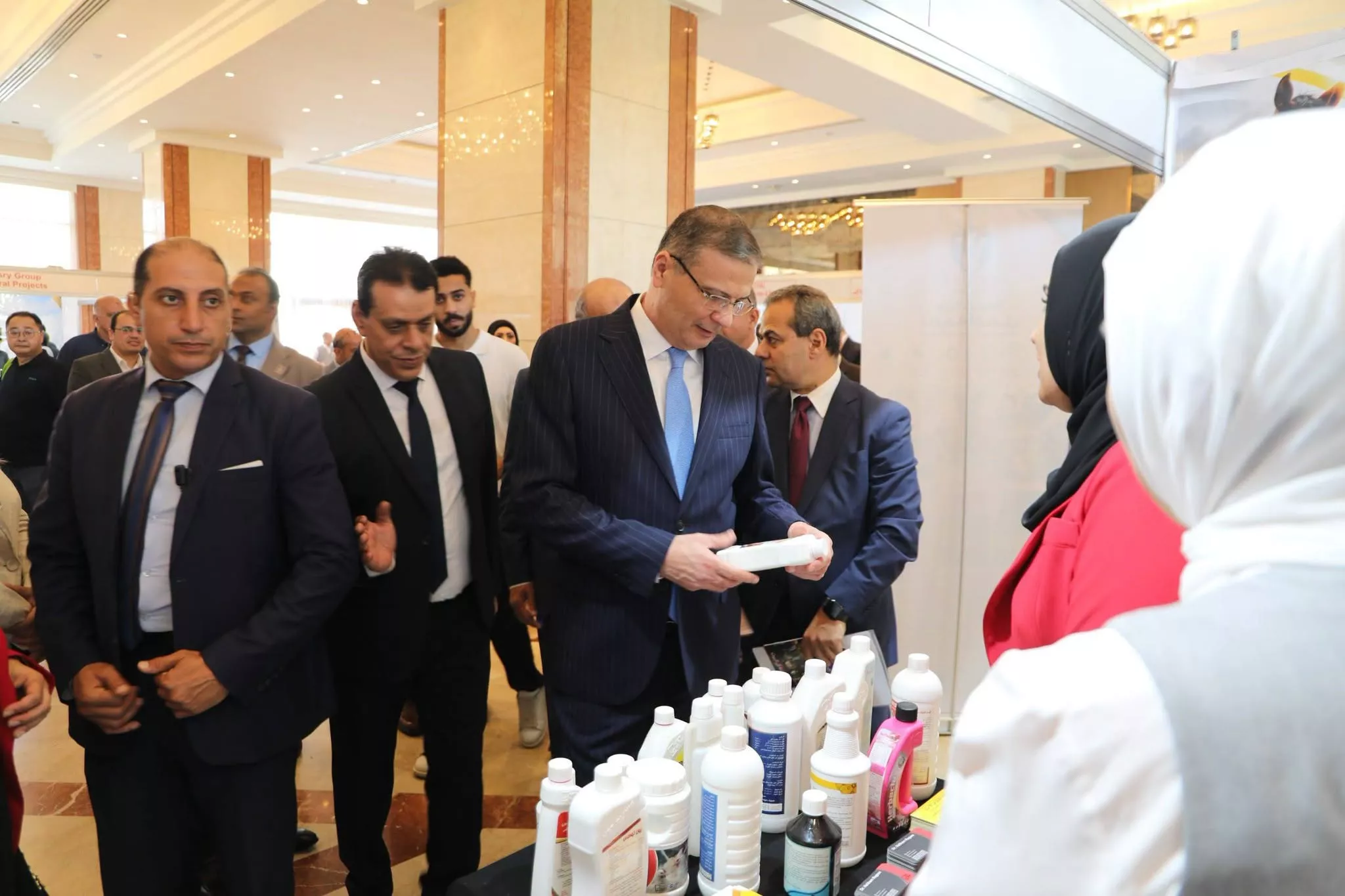 وزير الزراعة يفتتح مؤتمر مصر الدولي للدواجن