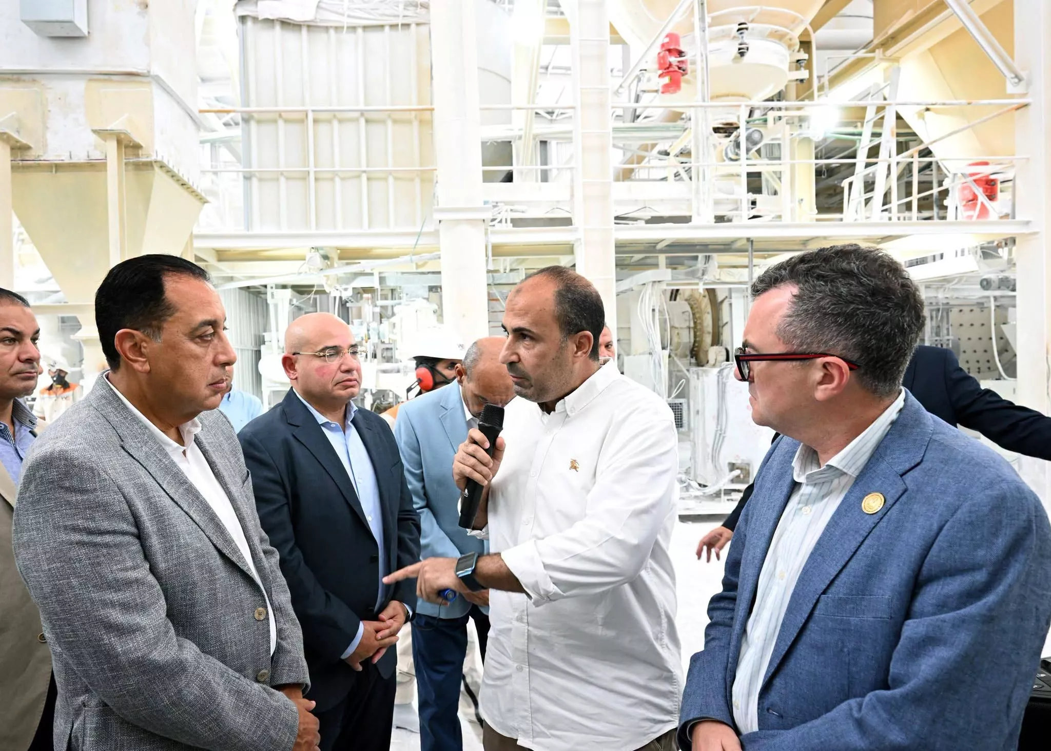 رئيس الوزراء يفتتح مصنع وايت ستون إيجيبت للتعدين