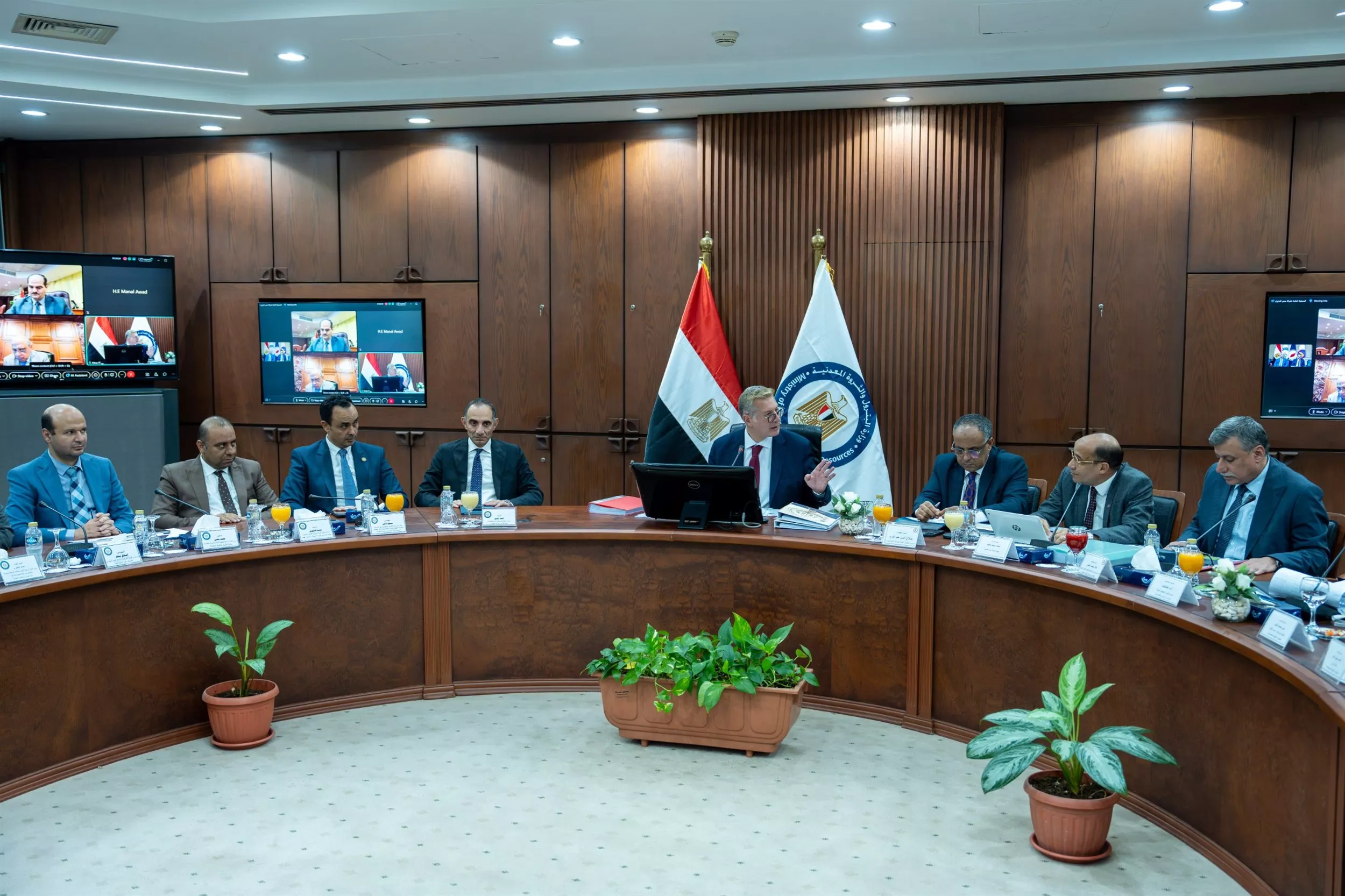 وزير البترول يترأس اجتماع الجمعية العامة لشركة مصر للبترول