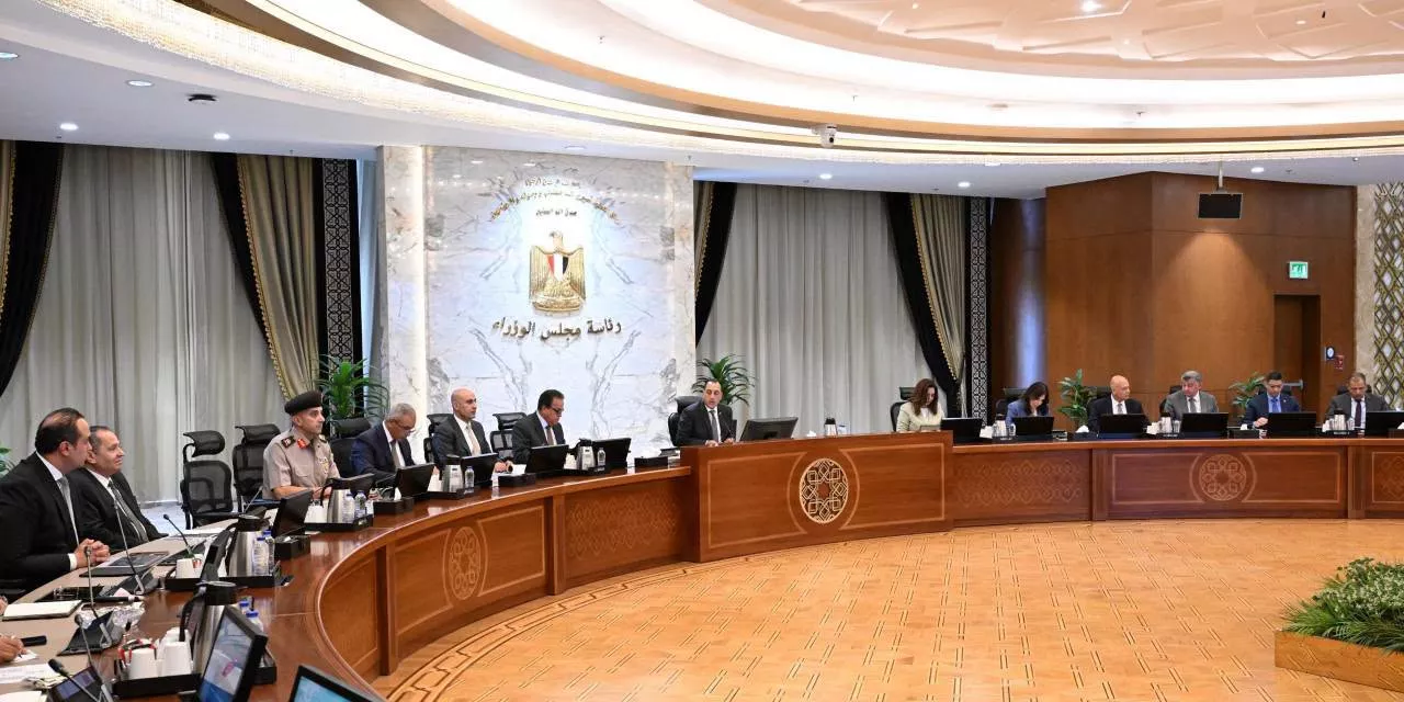 مدبولي يتابع الموقف التنفيذي للمبادرة الرئاسية حياة كريمة