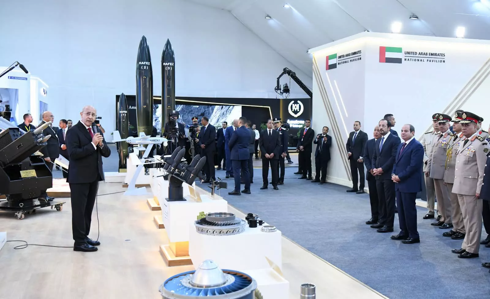 الرئيس السيسي يفتتح معرض العلمين الدولي للطيران والفضاء 2026