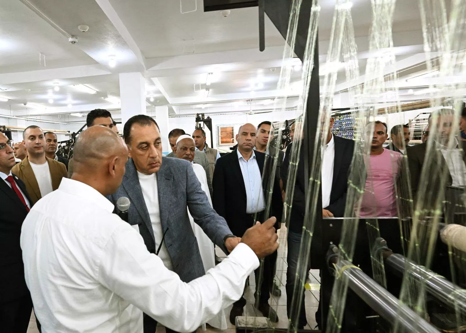 رئيس الوزراء يتفقد الشركة المصرية لتصنيع الشباك وأدوات الصيد