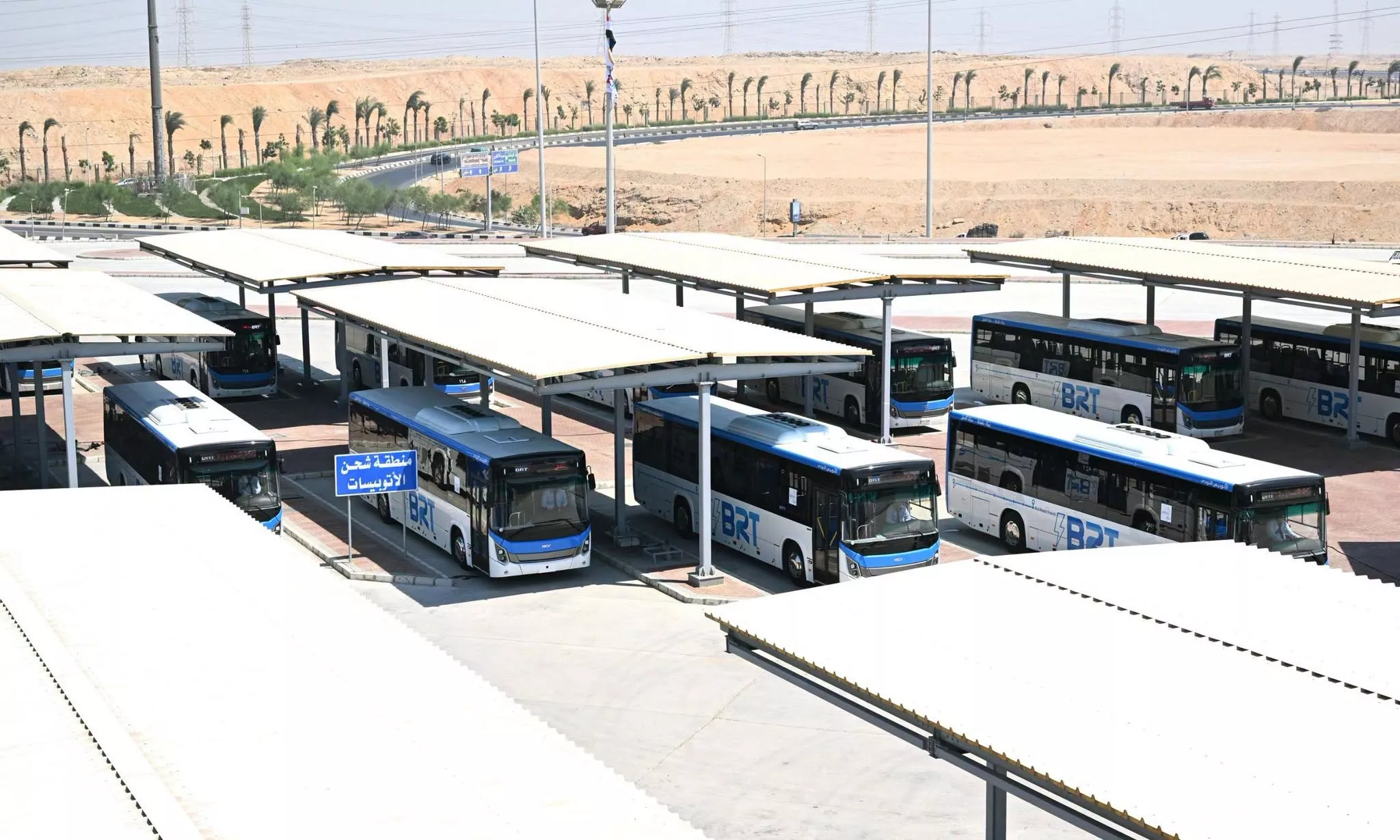 رئيس الوزراء يتفقد المرحلة الثانية من الأتوبيس الترددي