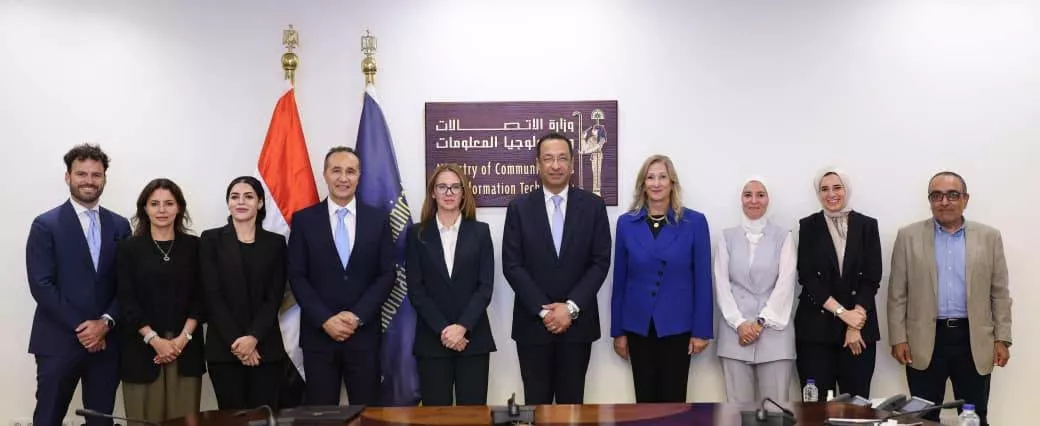 توقيع مذكرة تفاهم بين وزارة الاتصالات وشركة إنتل