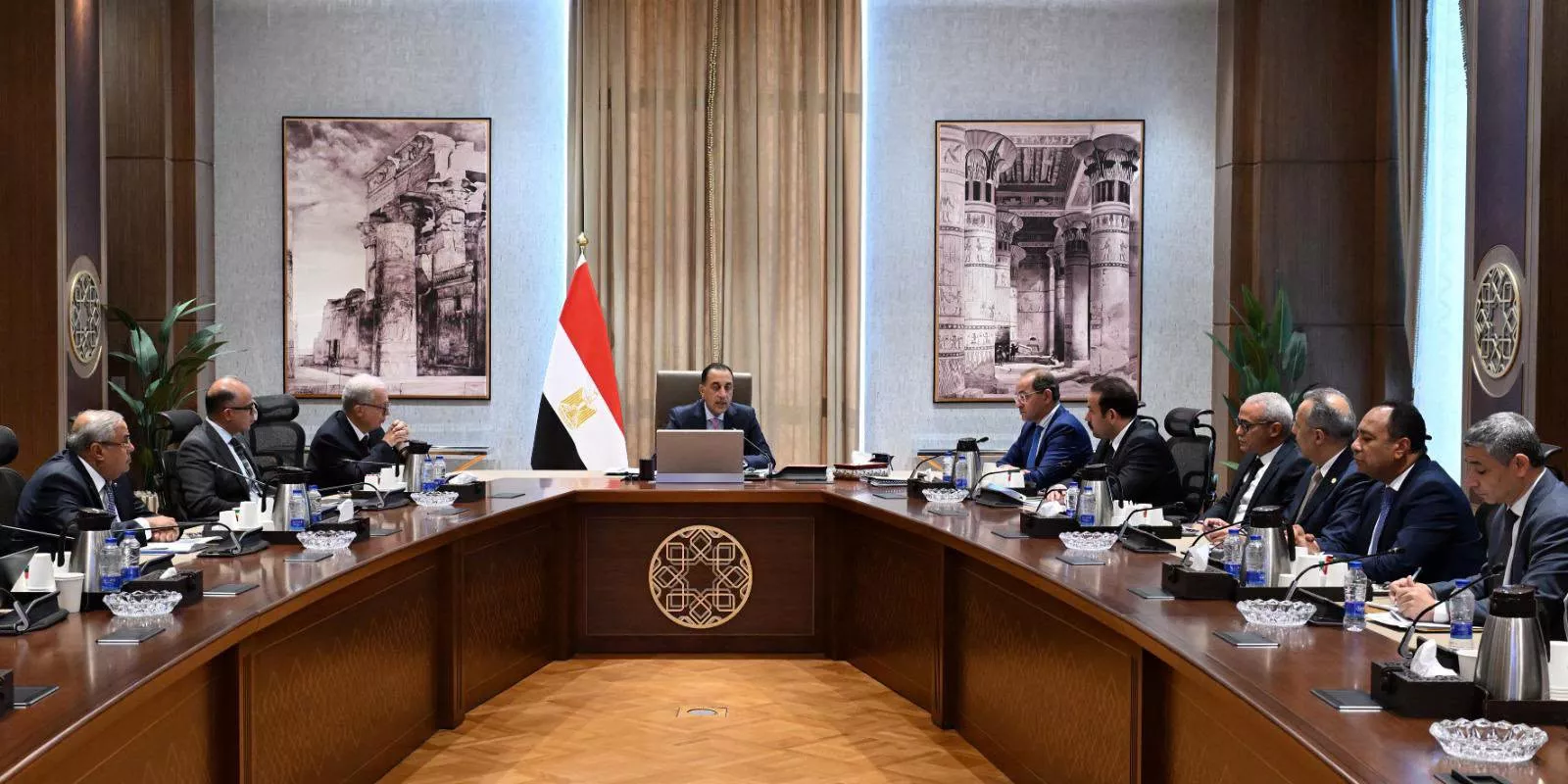 مدبولي يتابع مستهدفات برنامج إعادة هيكلة الشركات القابضة