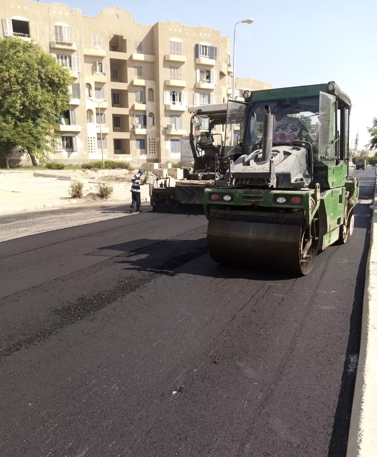 مشروعات الطرق والمرافق بمدينتي الشيخ زايد وحدائق أكتوبر