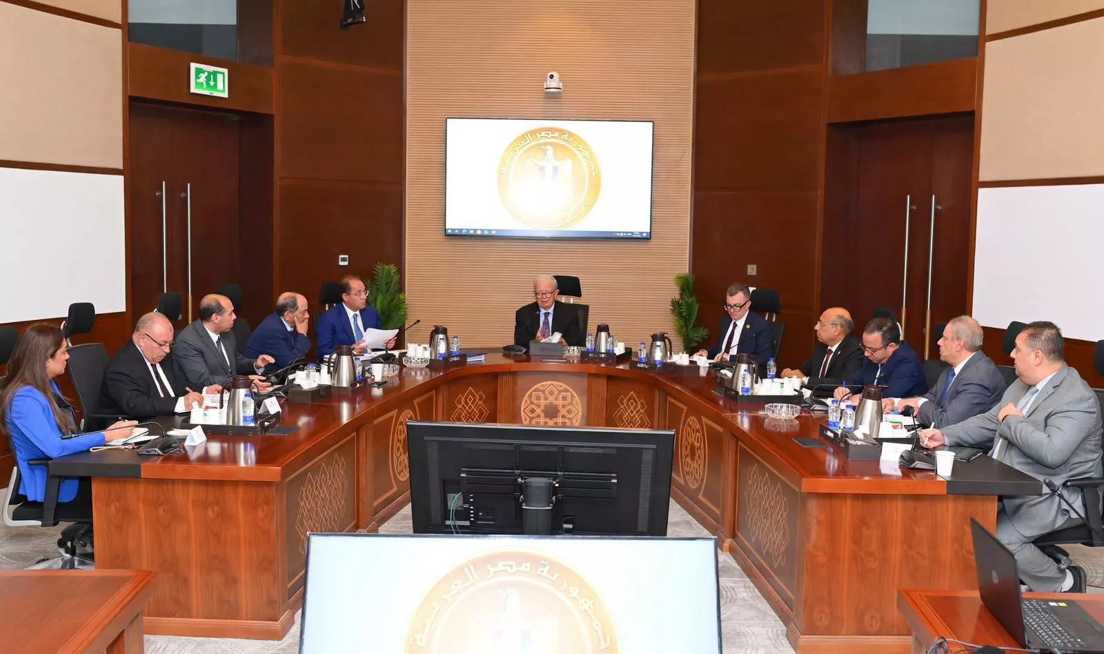 اجتماع لمتابعة جهود بدء تطبيق موازنة البرامج والأداء 