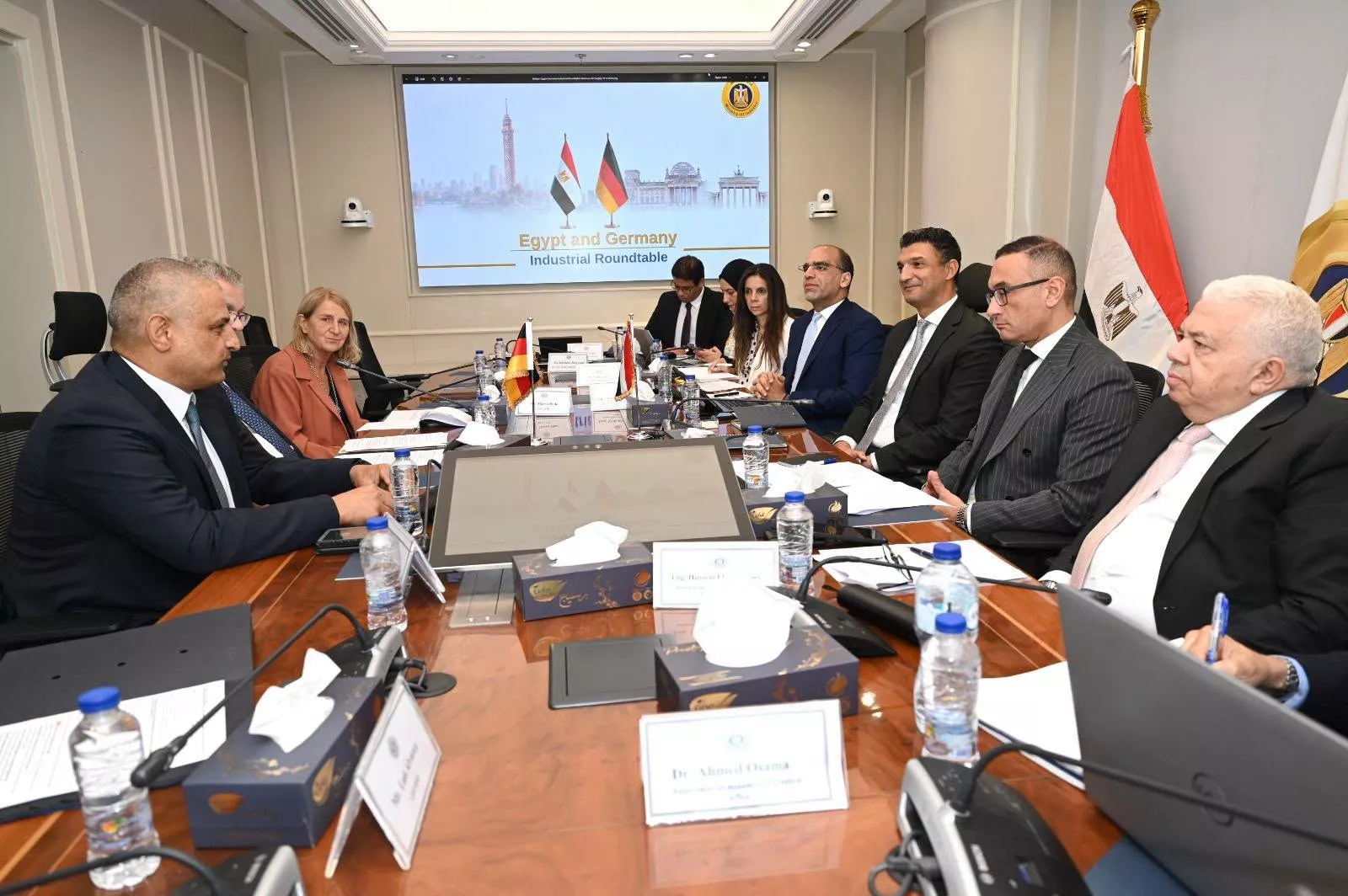 بحث سبل تعزيز التعاون المشترك بين مصر وألمانيا