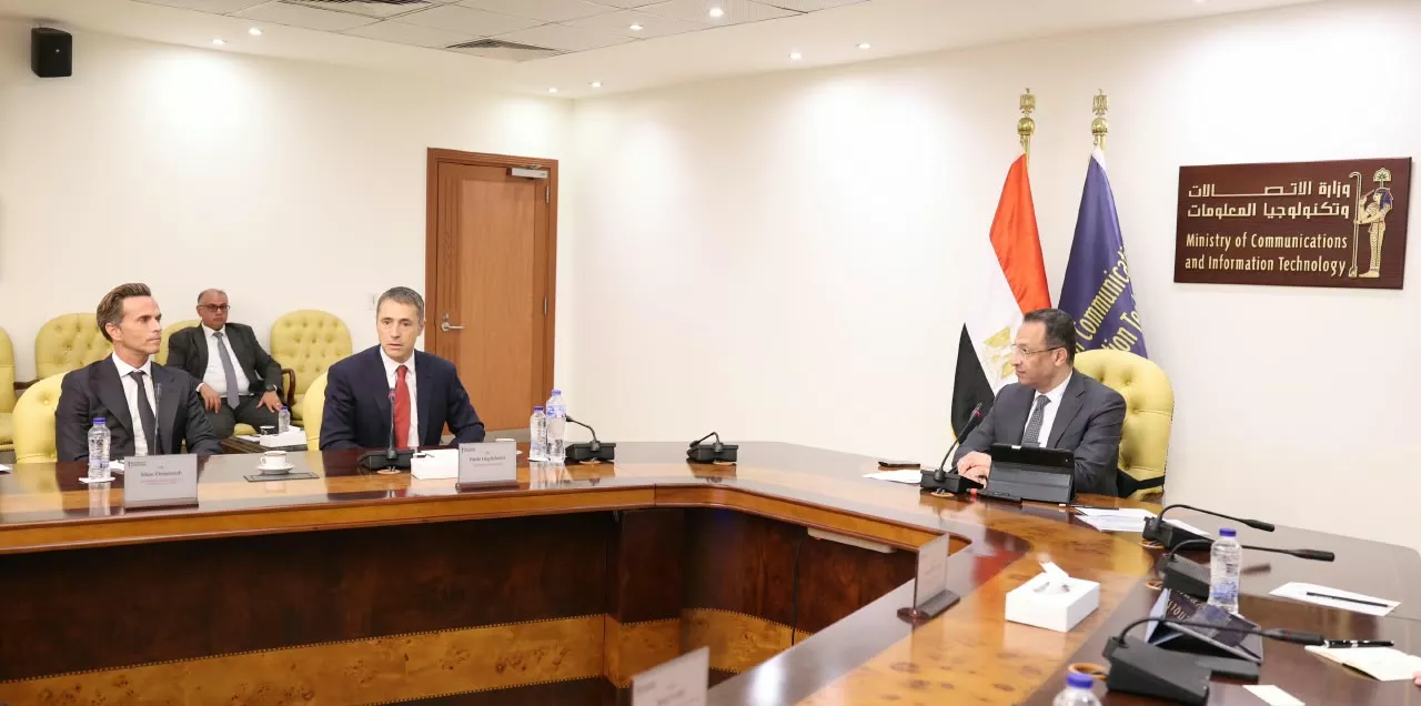 وزير الاتصالات يستقبل نائب رئيس شركة إنفيديا