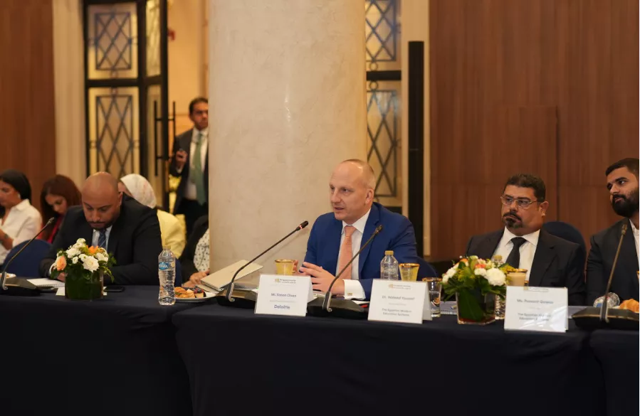 البورصة المصرية ومجموعة بورصة لندن تعقدان مائدة مستديرة