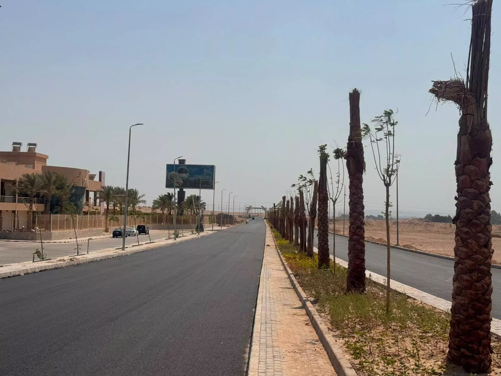 جولة ميدانية لمتابعة أعمال التطوير والرصف بمدن الصعيد الجديدة