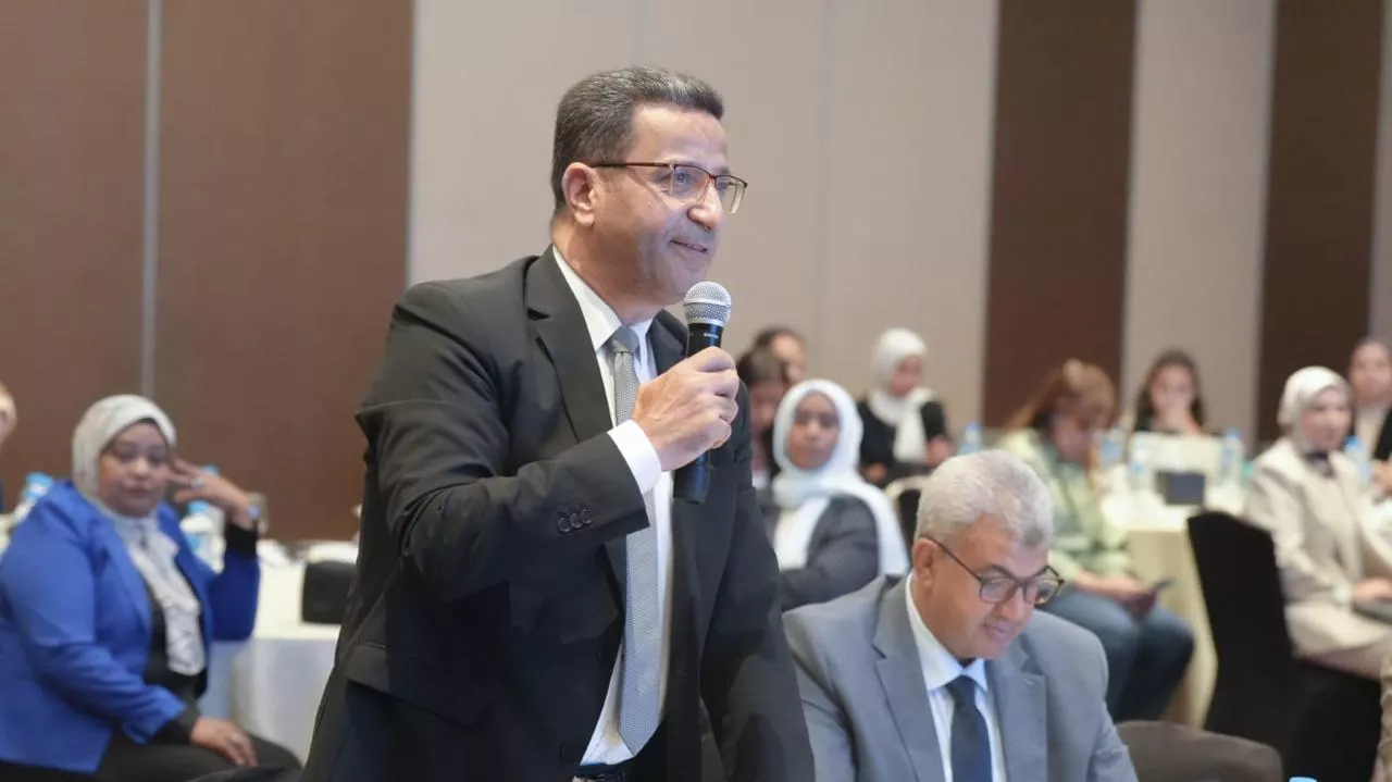 وزير المالية فى جلسة نقاشية حول تعزيز جهود التنمية بأسوان