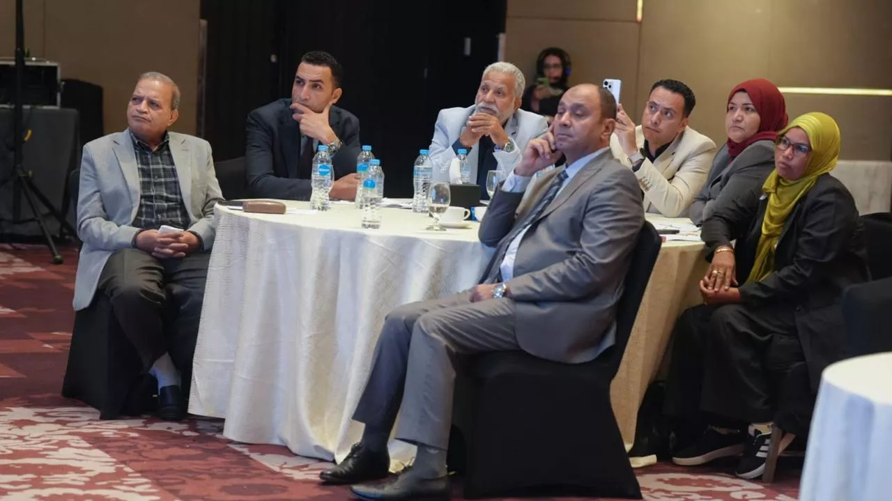 وزير المالية فى جلسة نقاشية حول تعزيز جهود التنمية بأسوان