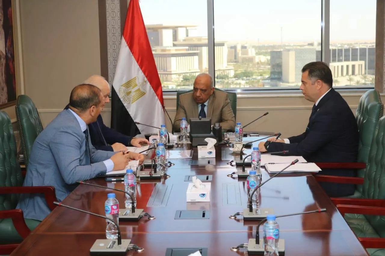 وزير الكهرباء يبحث مع روسآتوم تطورات تنفيذ محطة الضبعة النووية