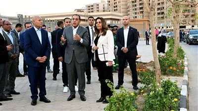 مدبولي يتفقد مشروعات الزراعة والتشجير في محافظة القاهرة
