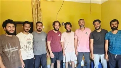 الإفراج عن البحارة المصريين المختطفين على متن سفينة في الصومال