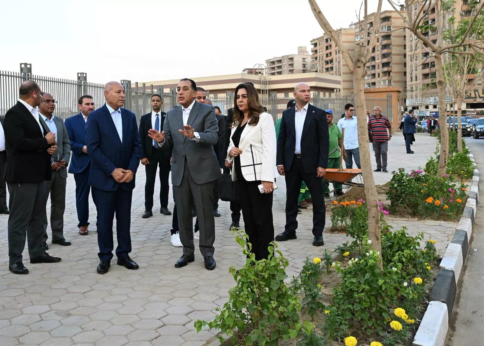 مدبولي يتفقد عدد من مشروعات الزراعة والتشجير بمحافظة القاهرة