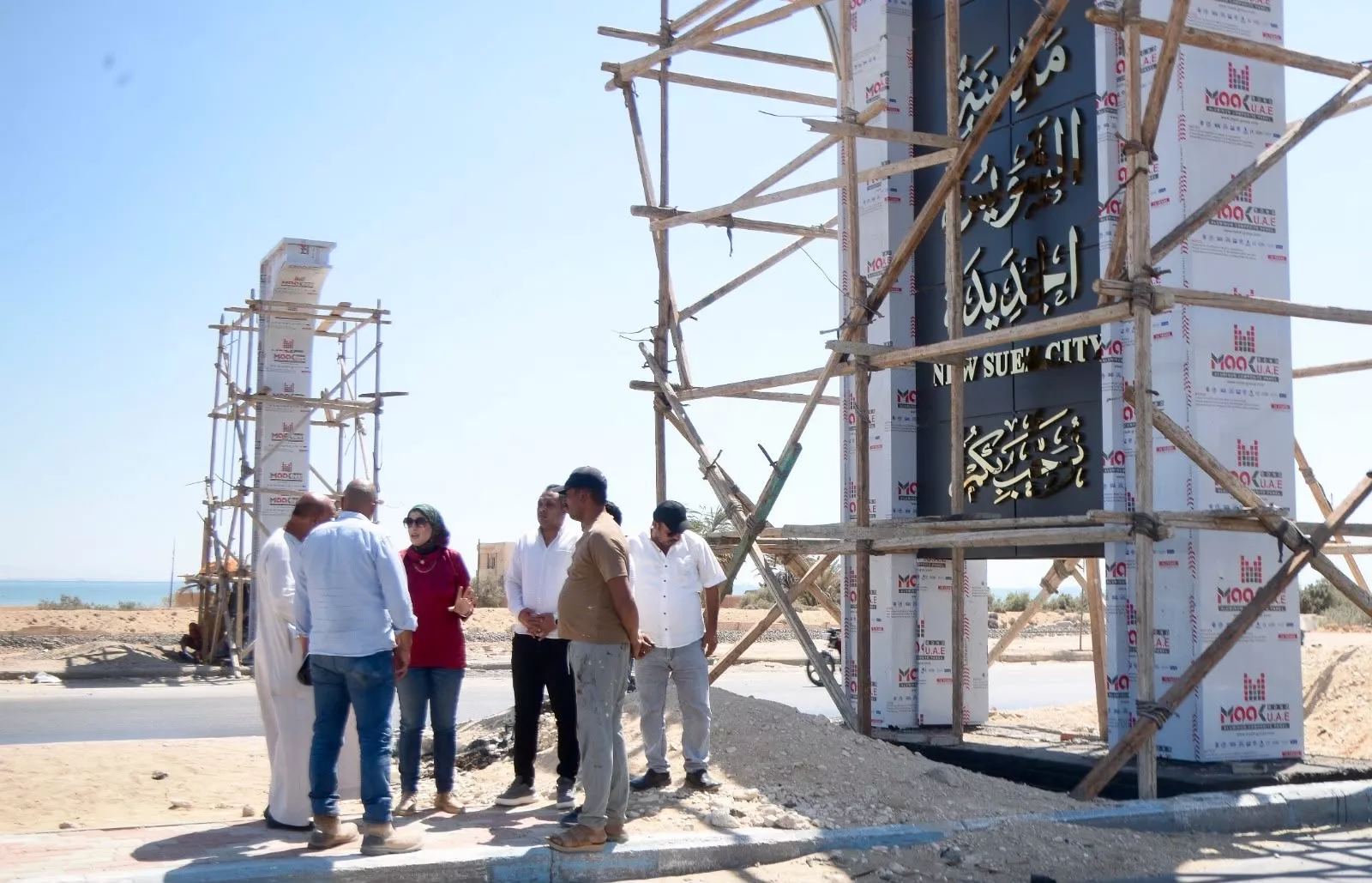 مسئولو الإسكان يتفقدوا المشروعات السكنية والتنموية بمدينة السويس الجديدة