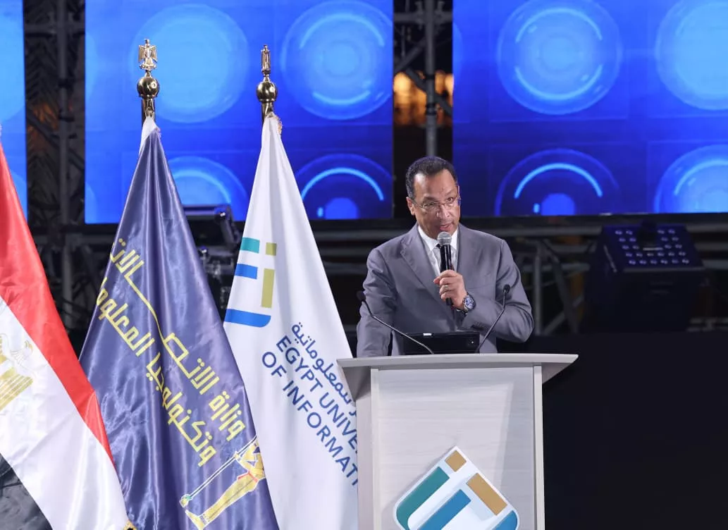 المهندس رأفت هندي وزير الاتصالات