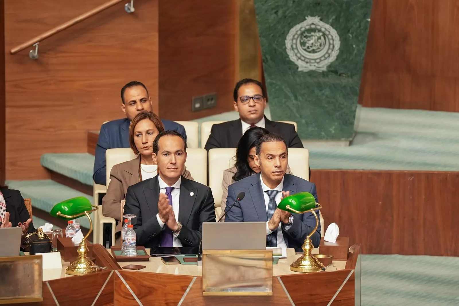 إسلام عزام يستعرض جهود هيئة الرقابة المالية في تمكين وحماية المرأة أمام مجلس سيدات الأعمال العرب